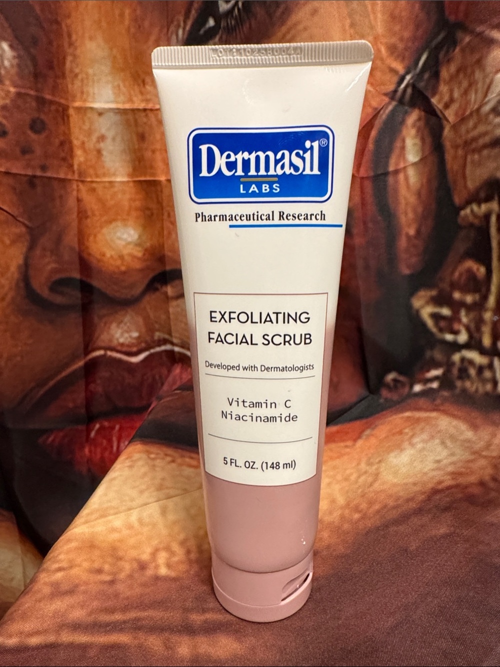 Dermasil Exfoliating Facial Scrub - Pink & White Tube